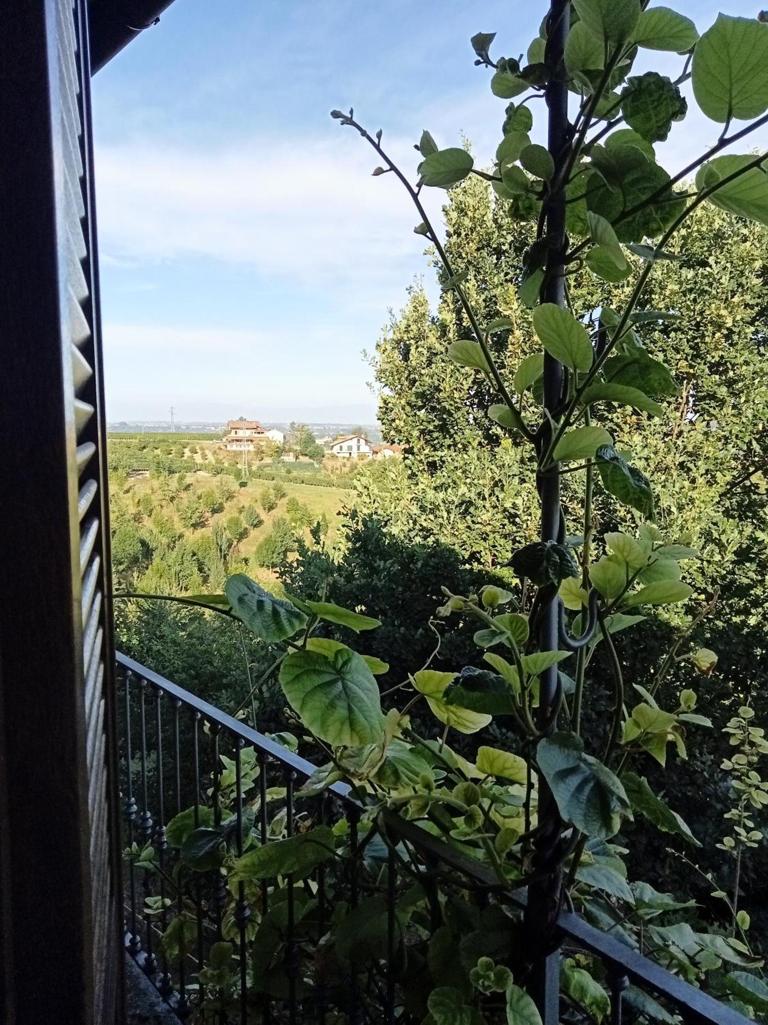 Agriturismo Bric Di Gai Monforte dʼAlba Eksteriør bilde
